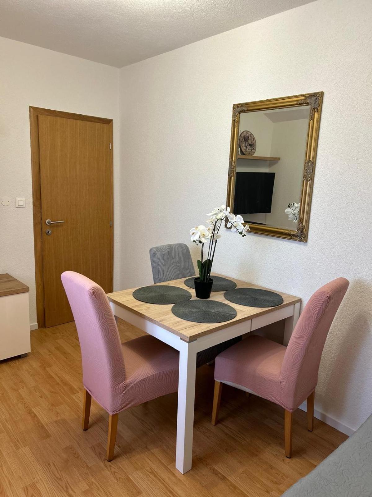 Apartment Lovre Topic Baška Voda Zewnętrze zdjęcie
