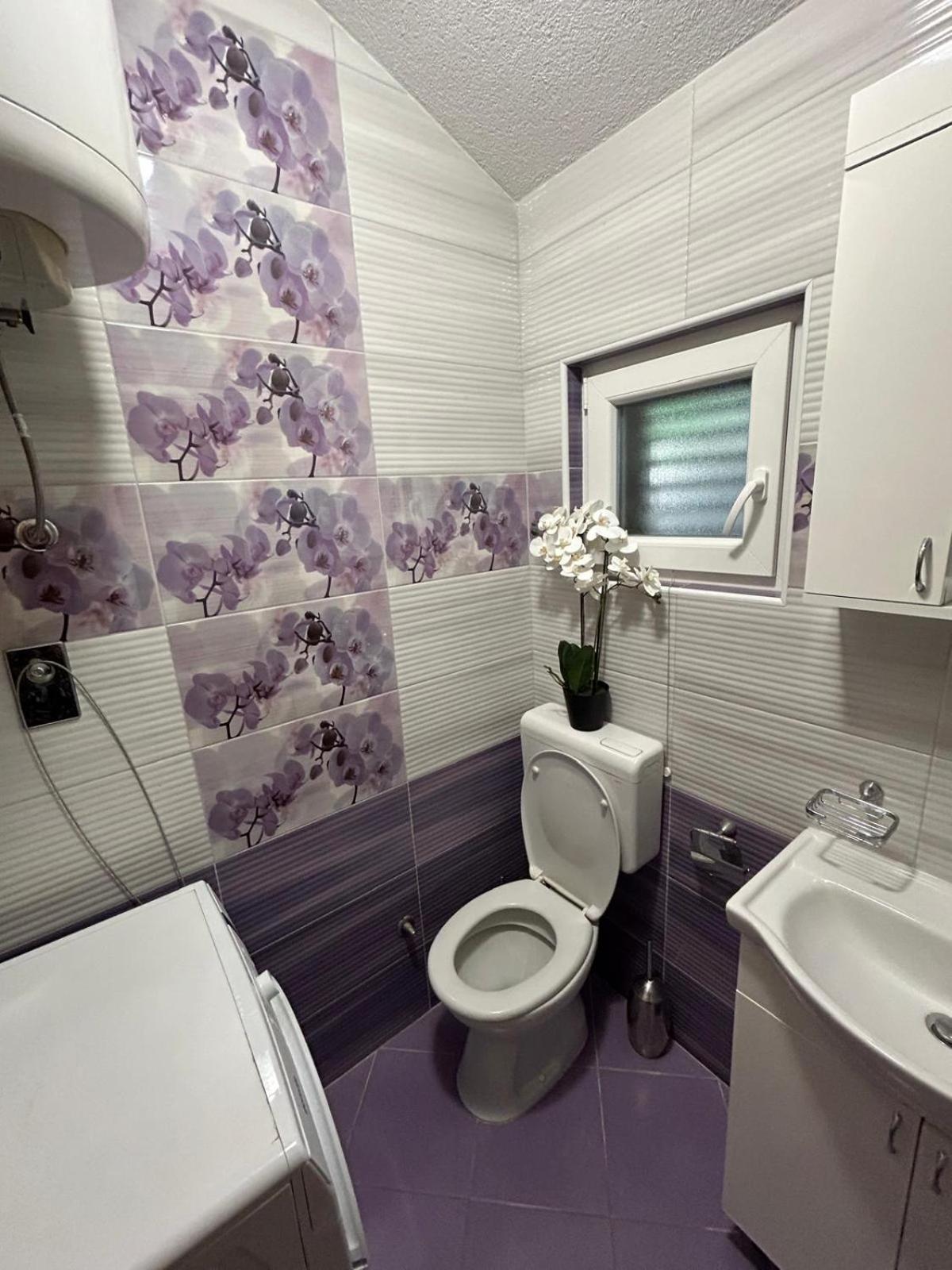 Apartment Lovre Topic Baška Voda Zewnętrze zdjęcie